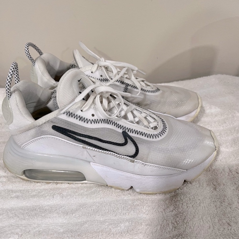 Women’s Nike 2090’s